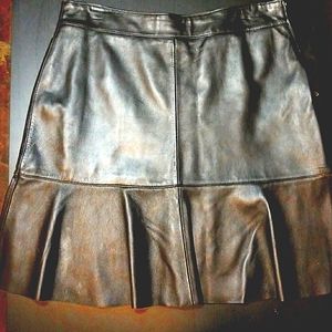 Vintage 100% Lamb Leather Size 10 Skirt